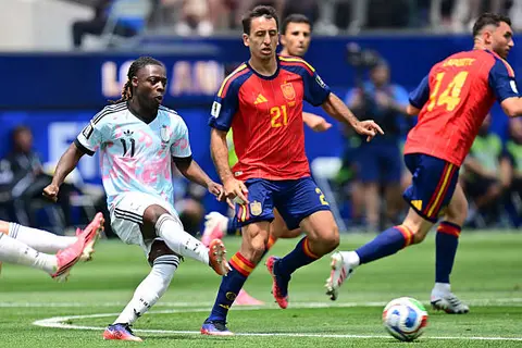دقيقة بدقيقة.. من يواجه فرنسا؟ إسبانيا 1-0 بلجيكا (كأس العالم).. رويز يسجل (صور)